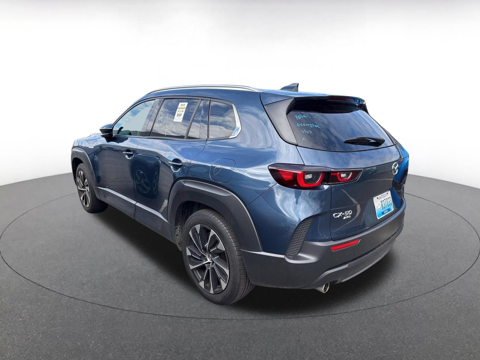 Thumbnail: 2025 Mazda CX-50 - 10