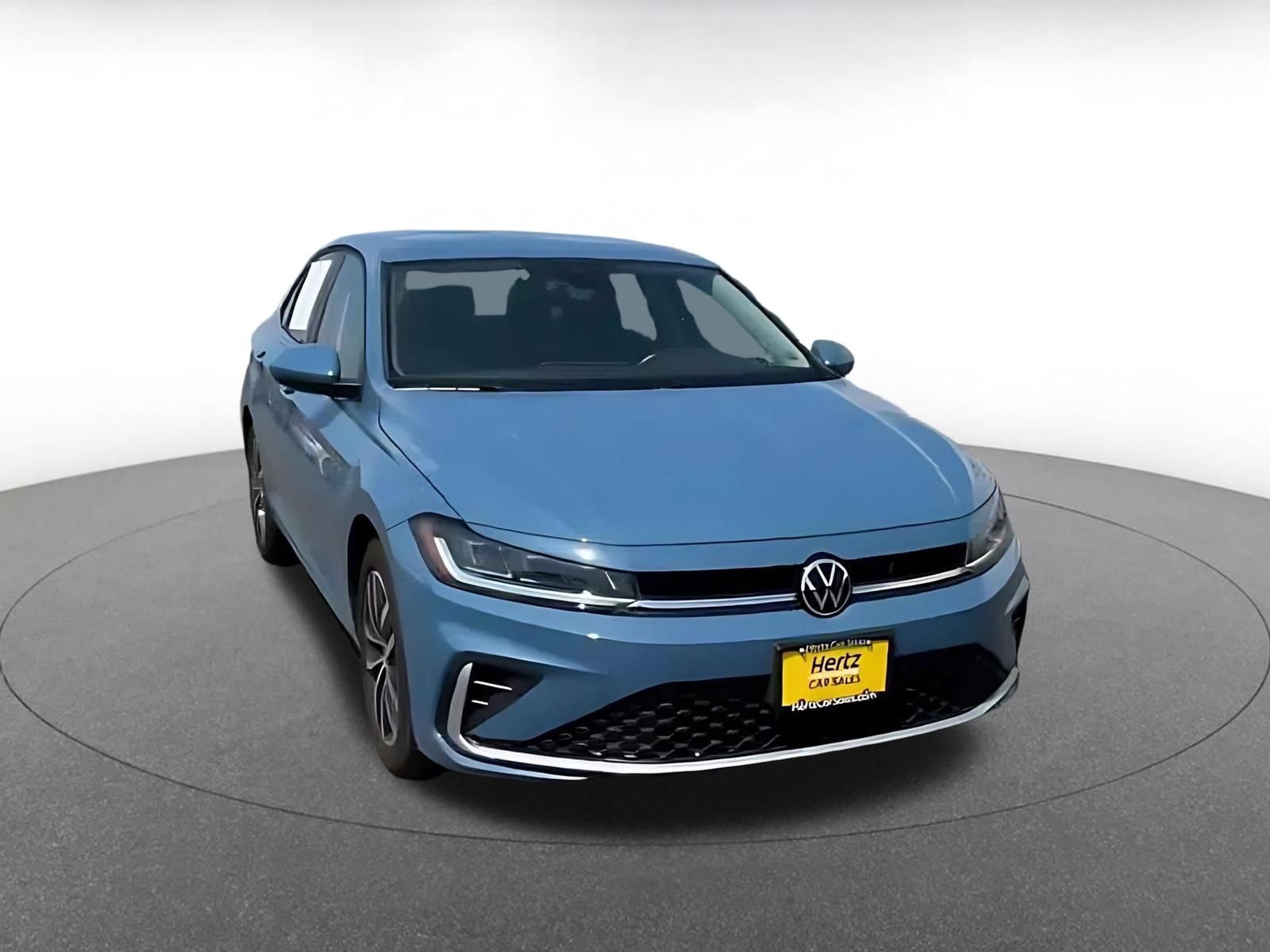 Thumbnail: 2025 Volkswagen Jetta - 3