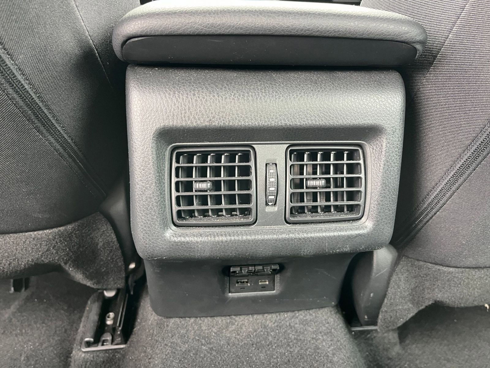 Thumbnail: 2025 Toyota Camry - 23