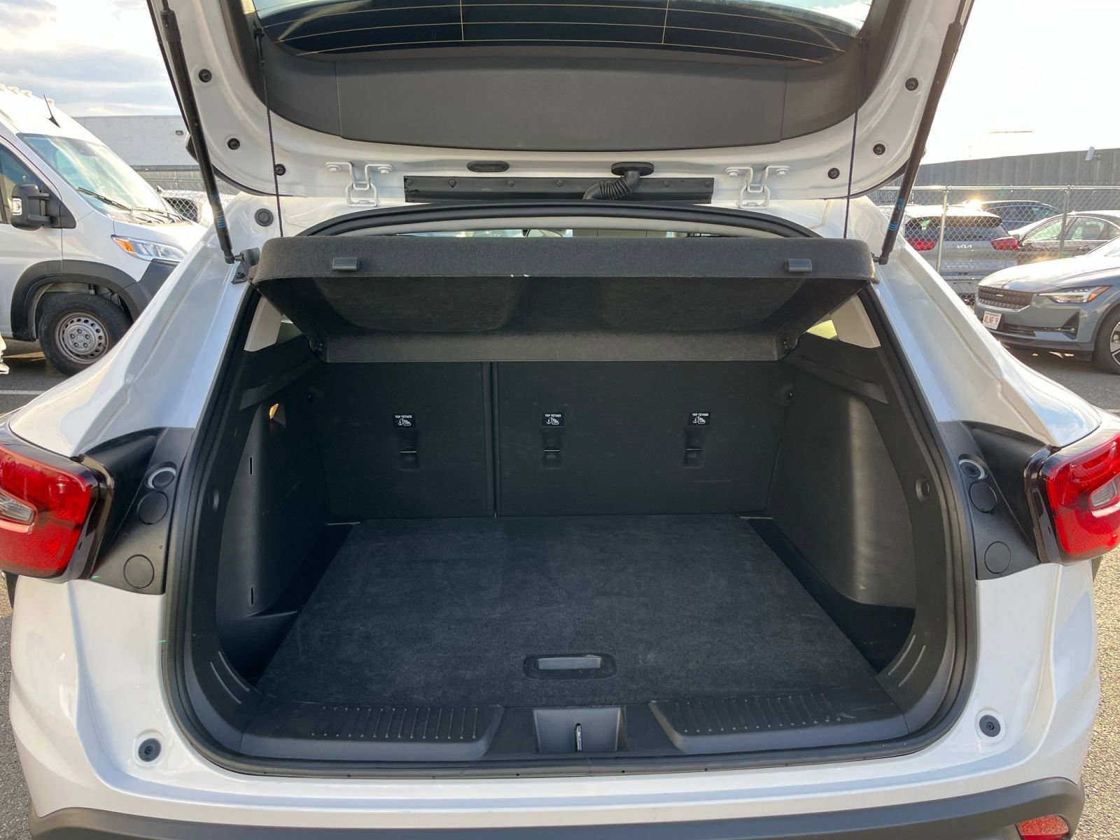 Thumbnail: 2025 Chevrolet Trax - 30