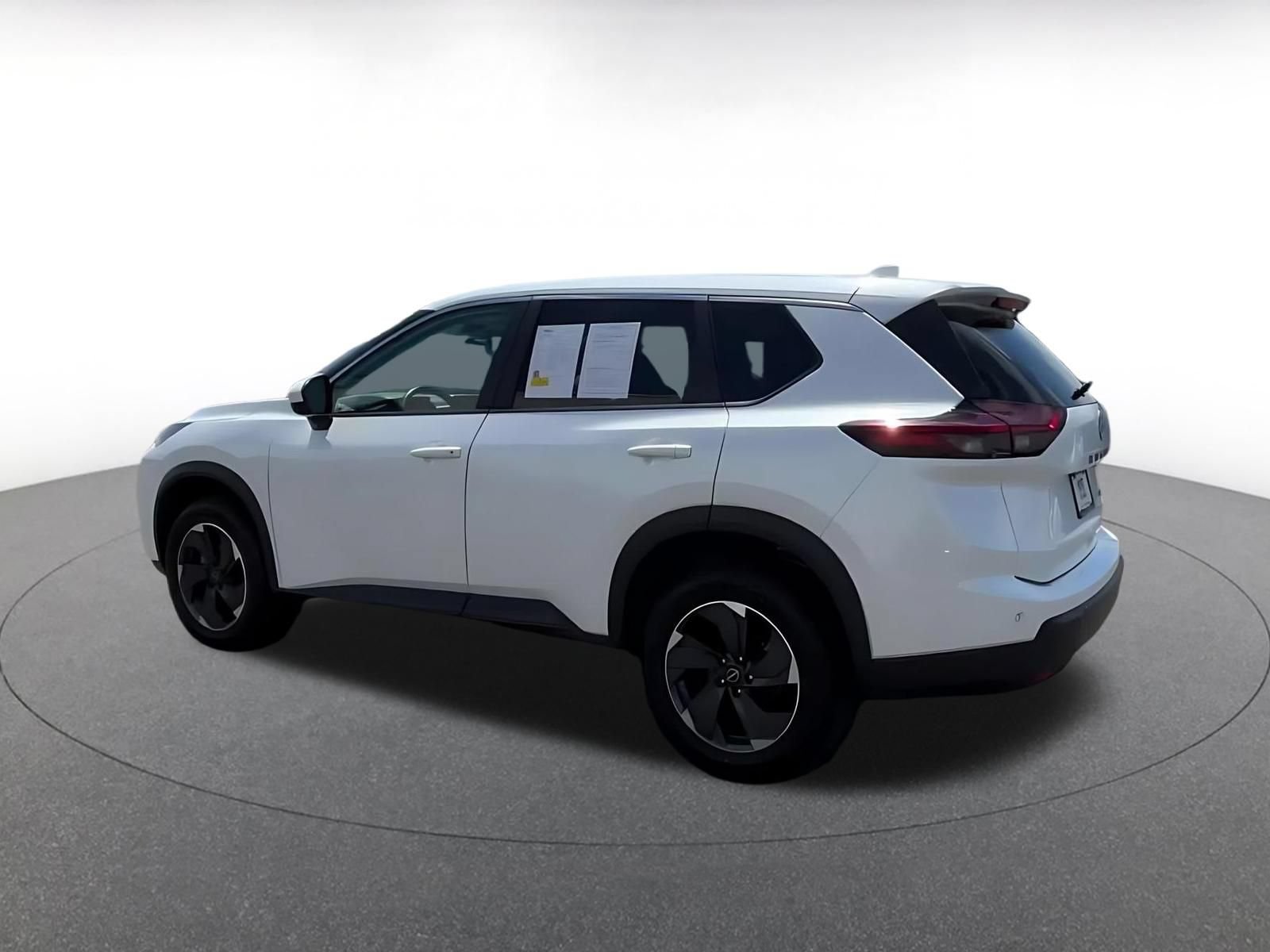 Thumbnail: 2025 Nissan Rogue - 10
