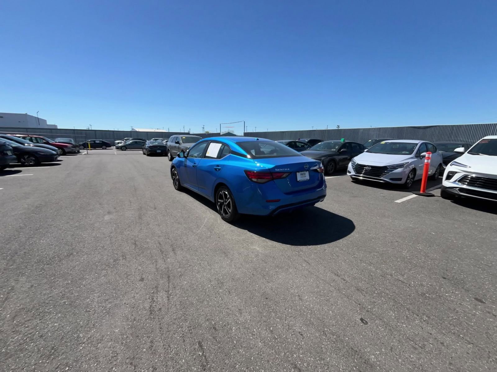 Thumbnail: 2025 Nissan Sentra - 16