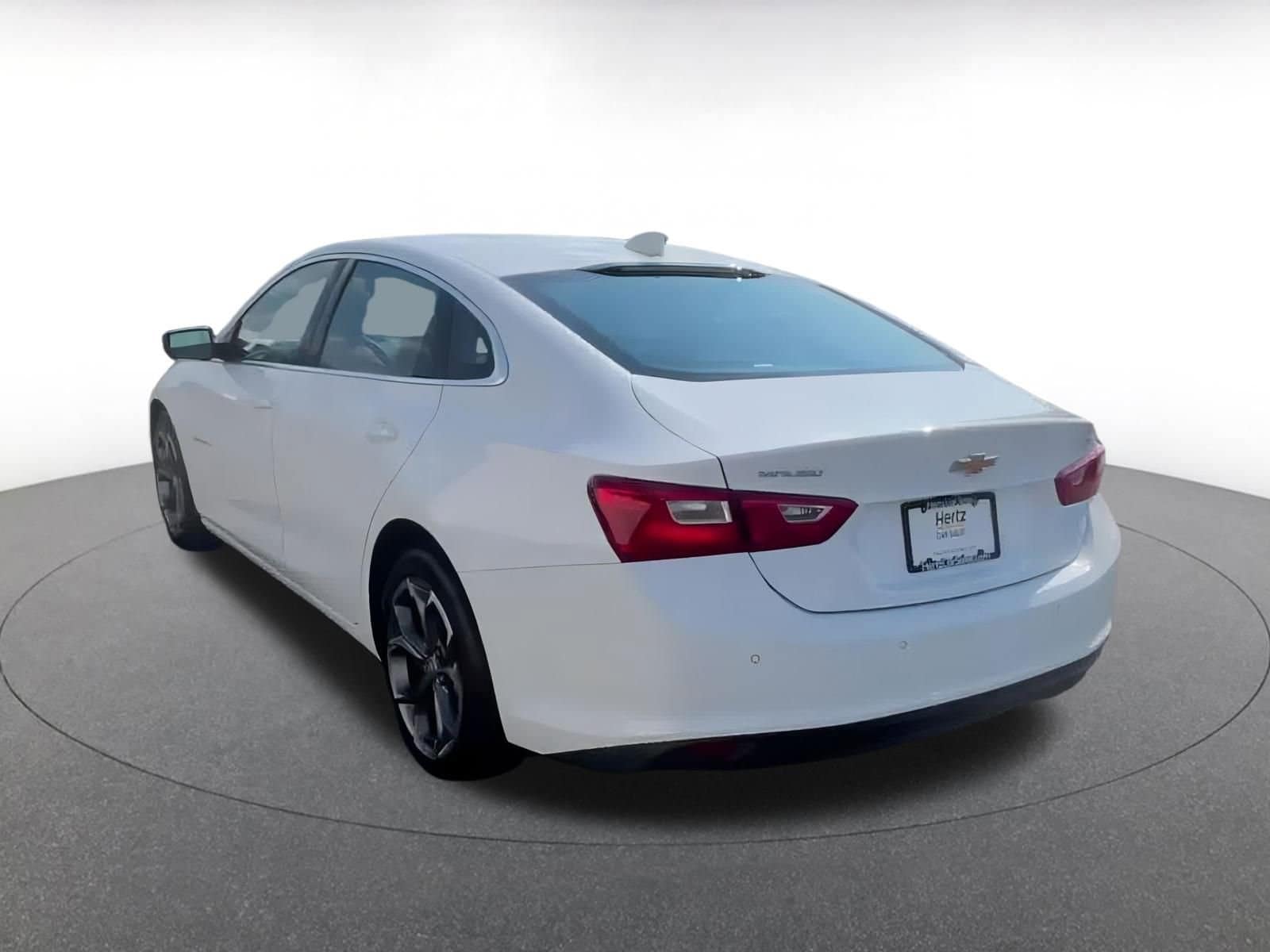 Thumbnail: 2024 Chevrolet Malibu - 11