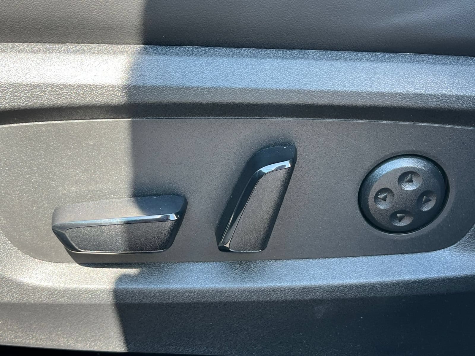 Thumbnail: 2026 INFINITI QX60 - 22