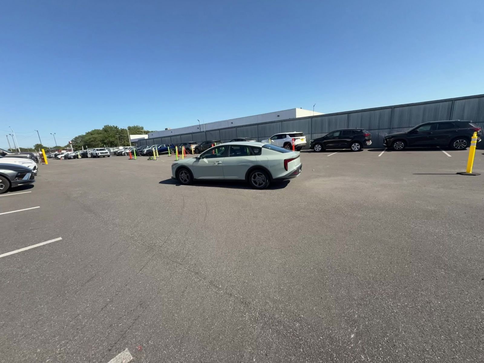 Thumbnail: 2025 Kia K4 - 13