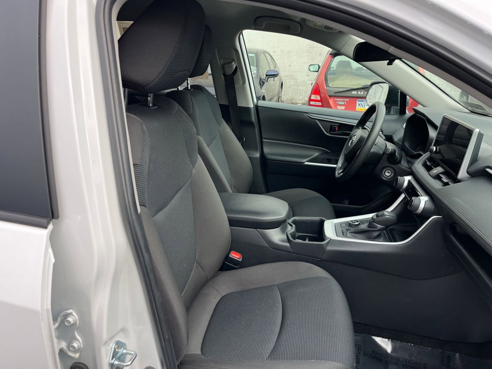 Thumbnail: 2025 Toyota RAV4 - 35