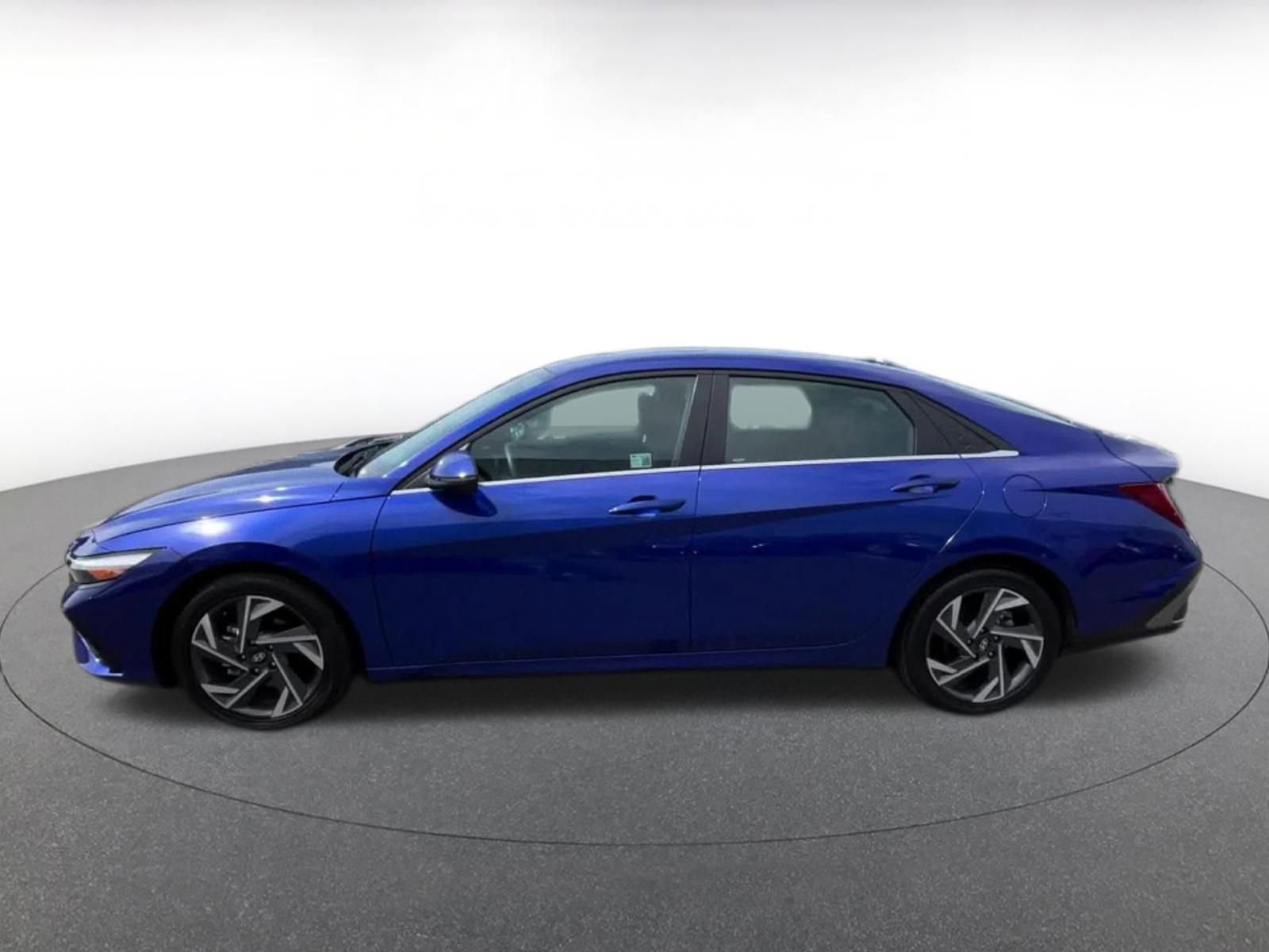 Thumbnail: 2025 Hyundai Elantra - 7