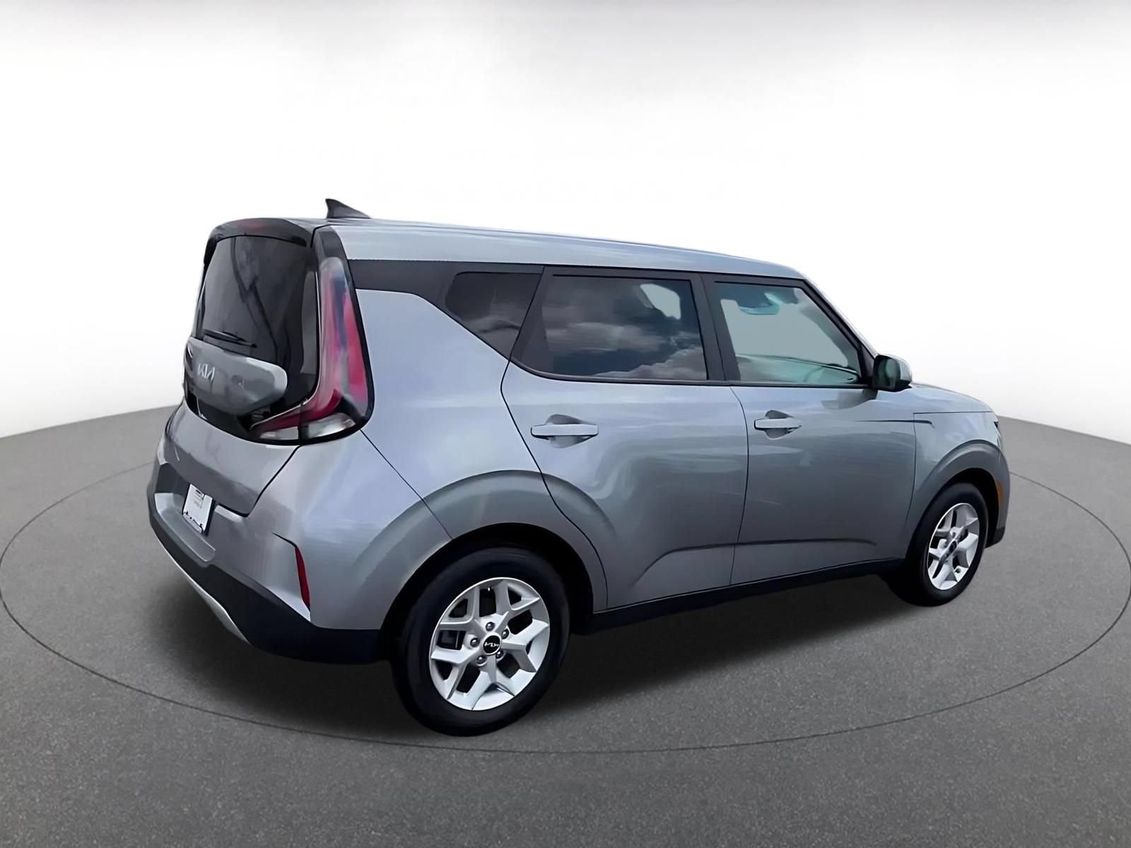 Thumbnail: 2025 Kia Soul - 11