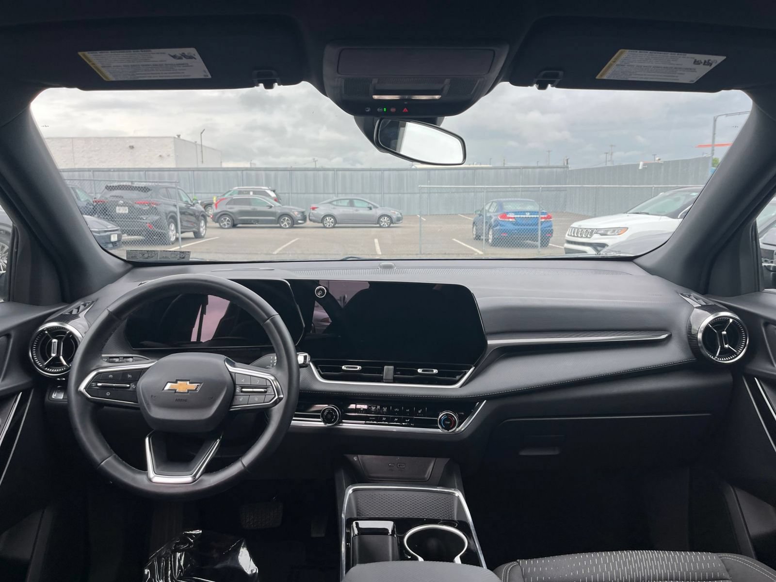 Thumbnail: 2025 Chevrolet Equinox - 33