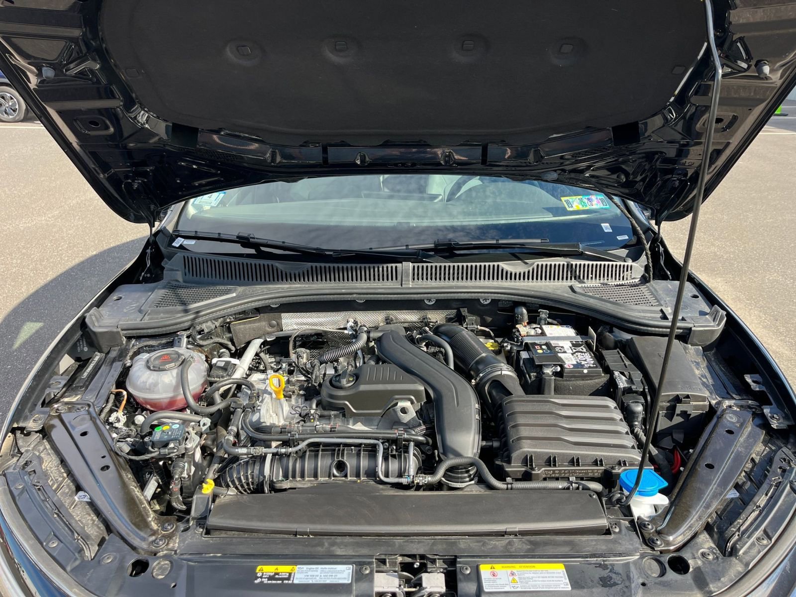 Thumbnail: 2025 Volkswagen Jetta - 31