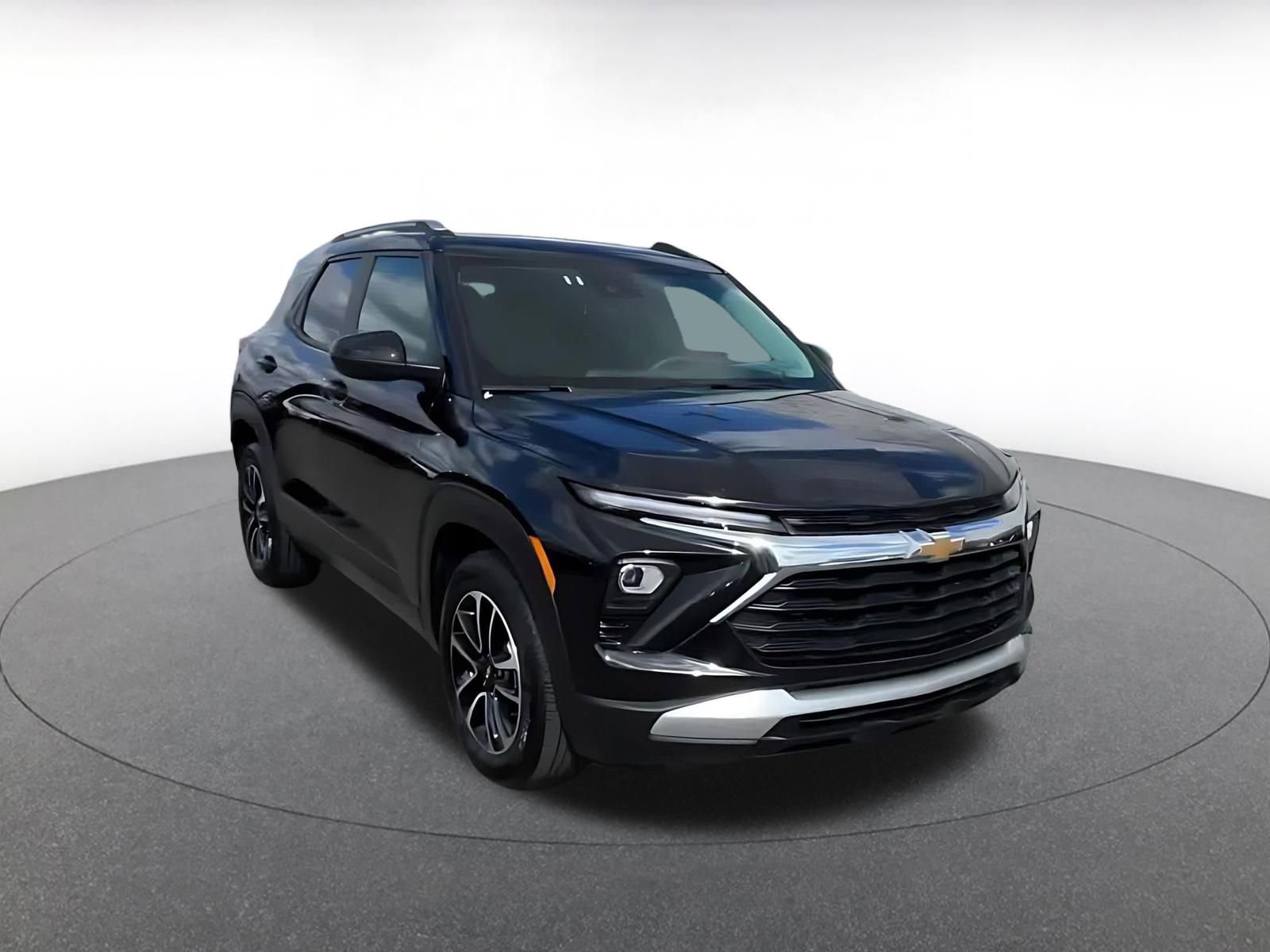 Thumbnail: 2025 Chevrolet TrailBlazer - 3