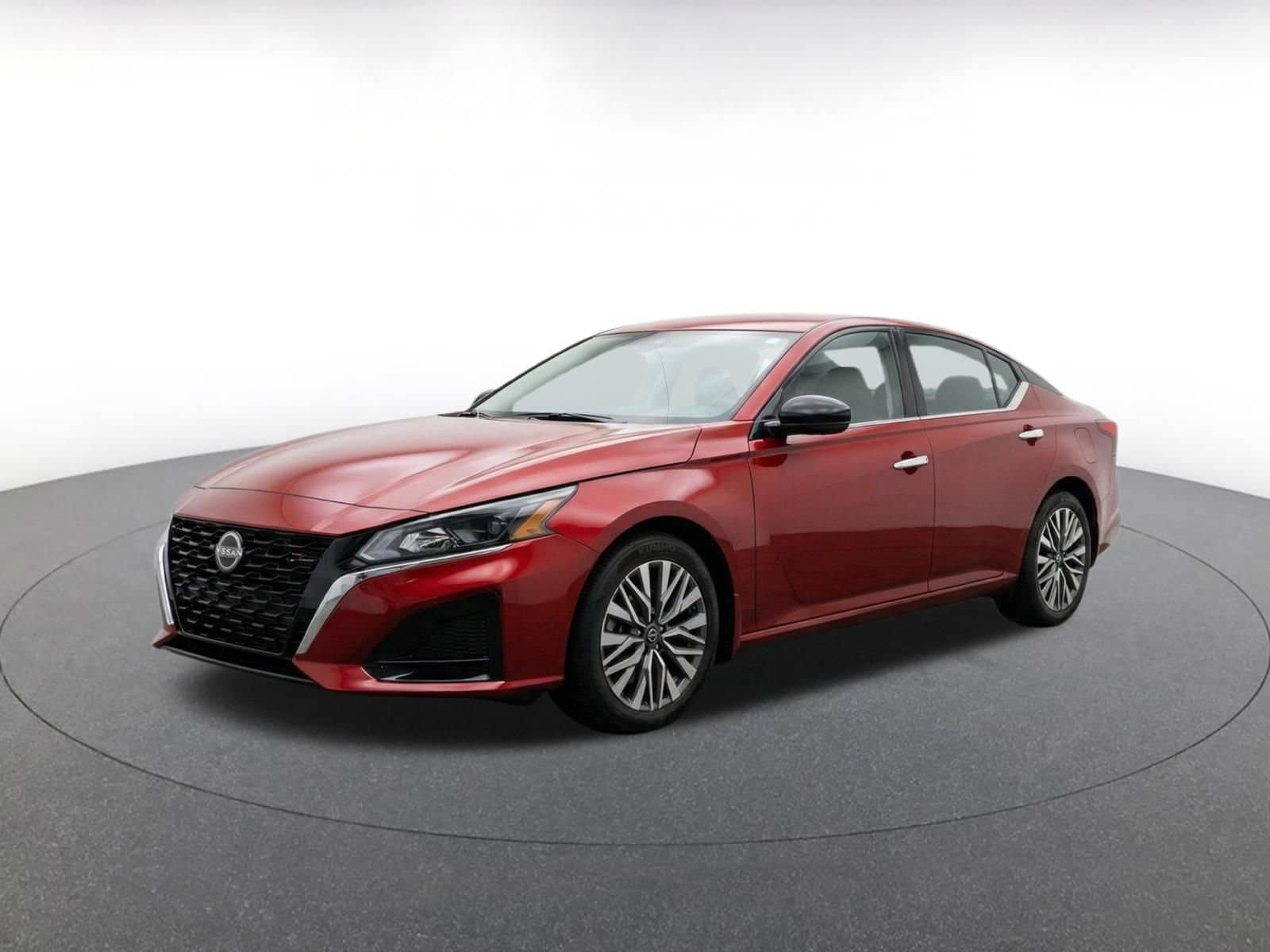 Thumbnail: 2025 Nissan Altima - 8