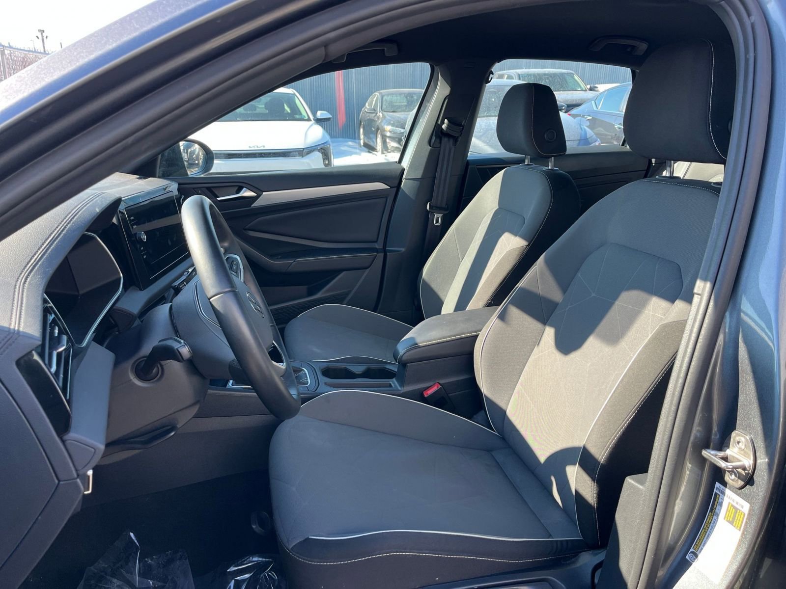 Thumbnail: 2025 Volkswagen Jetta - 34