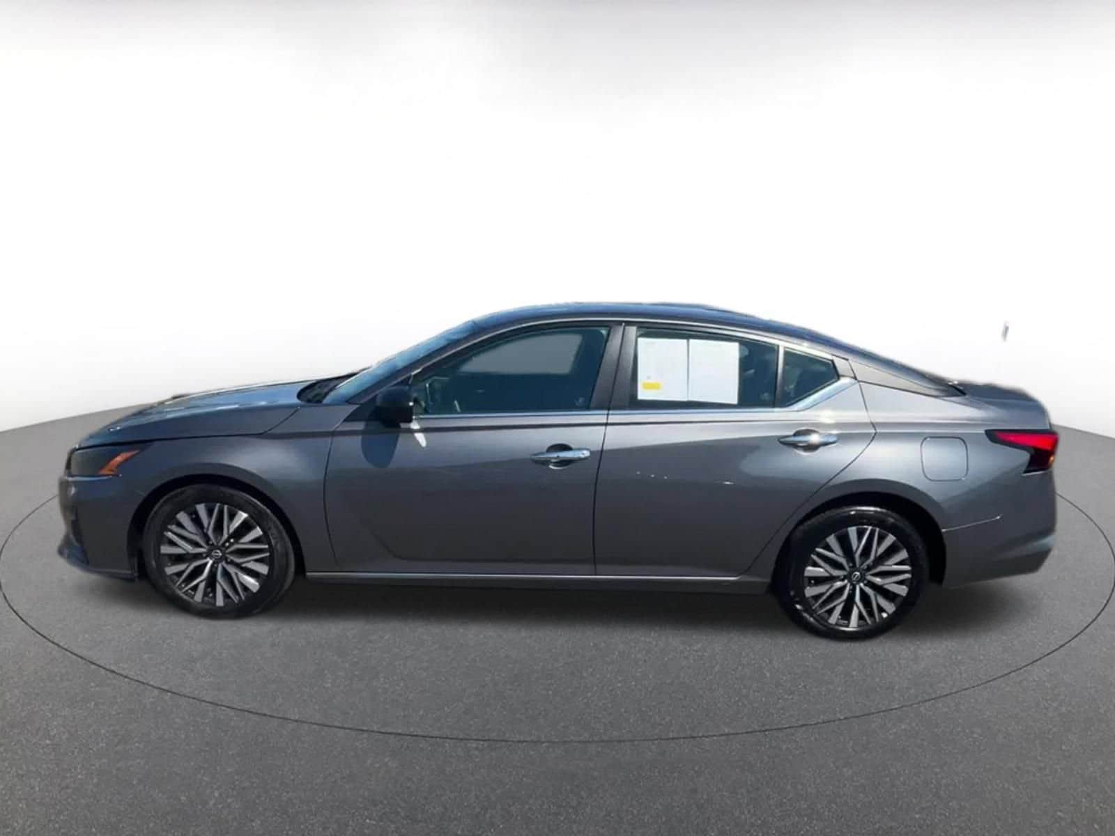 Thumbnail: 2024 Nissan Altima - 8