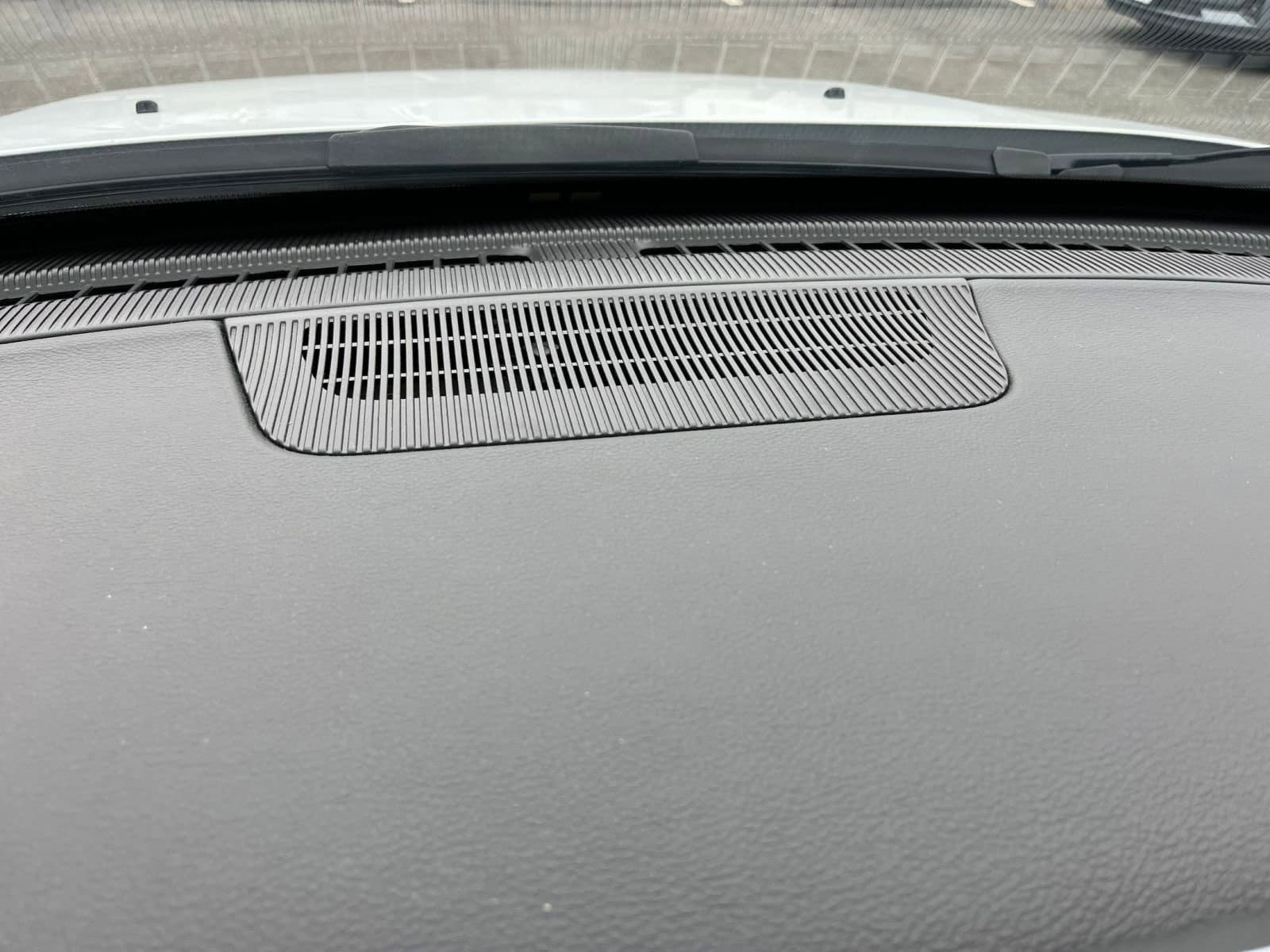 Thumbnail: 2025 Jeep Compass - 18