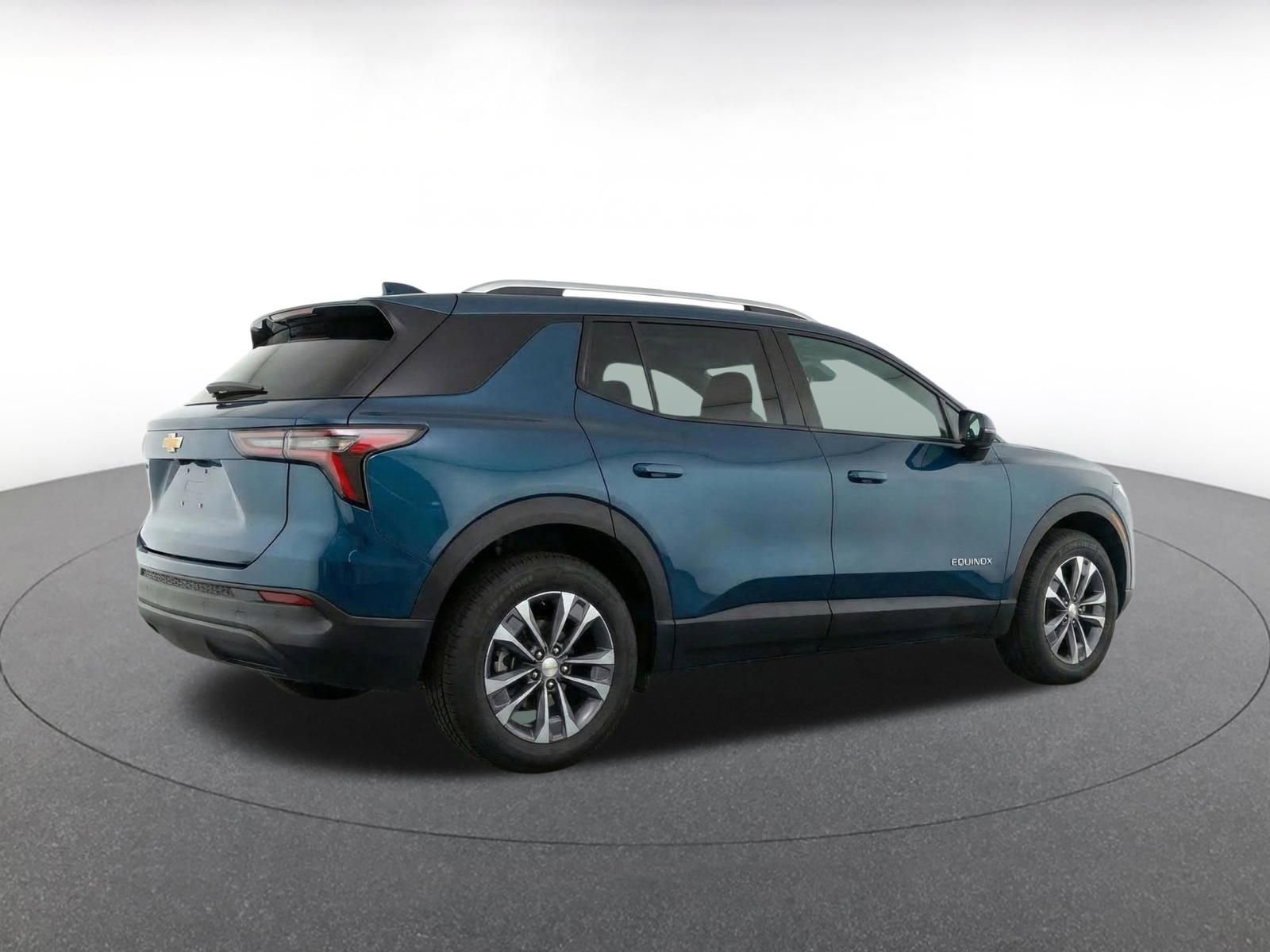 Thumbnail: 2025 Chevrolet Equinox - 11
