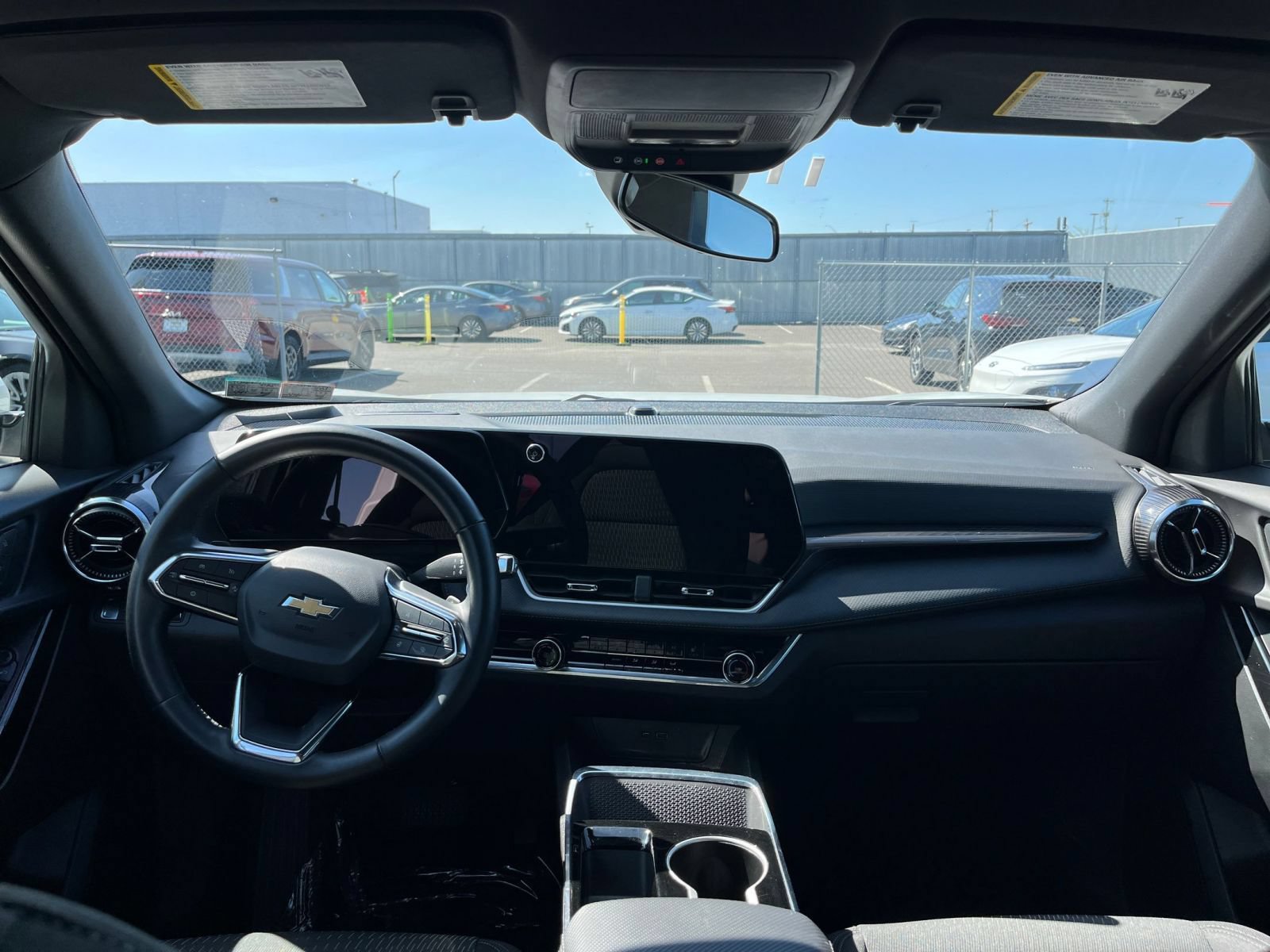Thumbnail: 2025 Chevrolet Equinox - 32