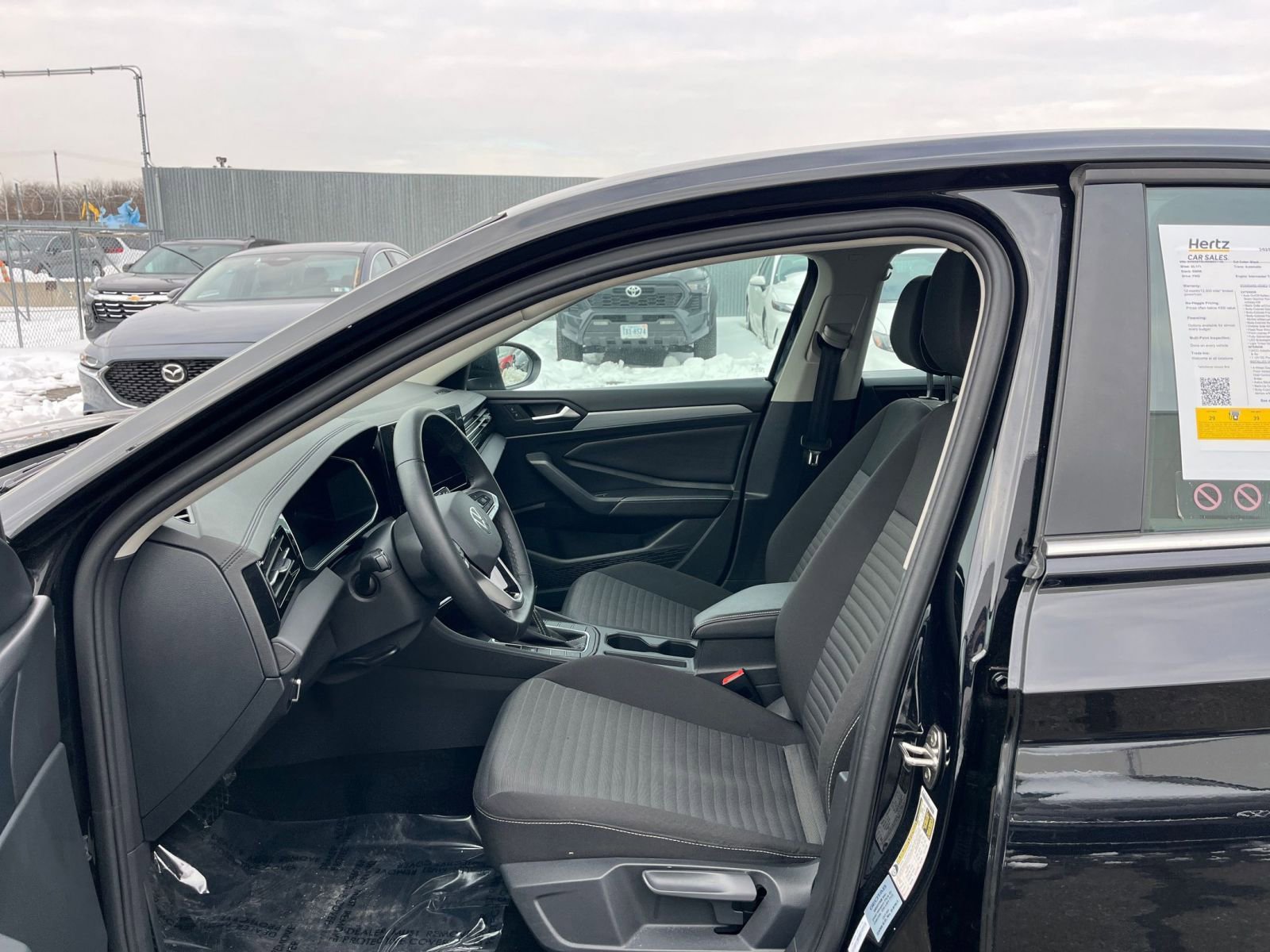 Thumbnail: 2025 Volkswagen Jetta - 25