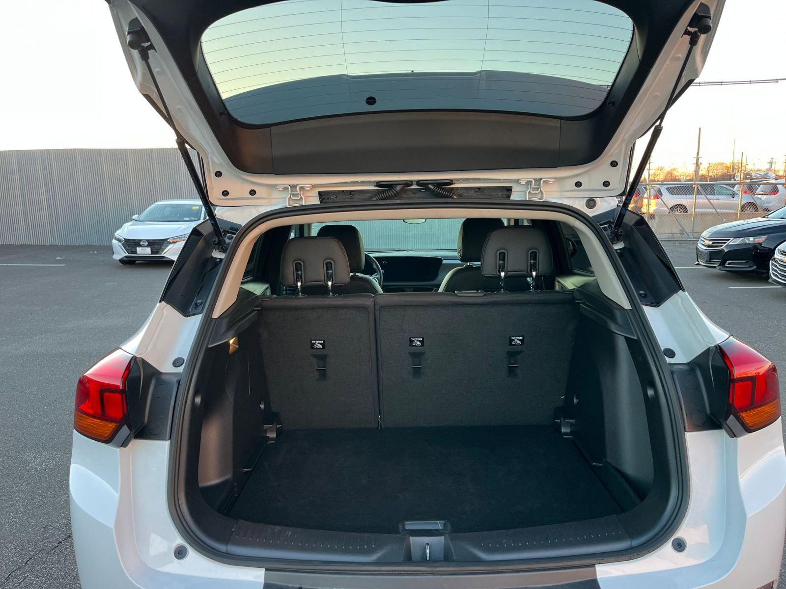 Thumbnail: 2025 Buick Encore GX - 30