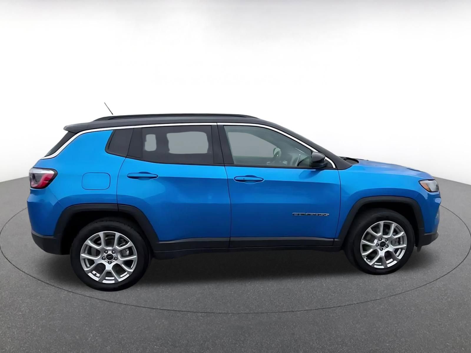 Thumbnail: 2025 Jeep Compass - 16