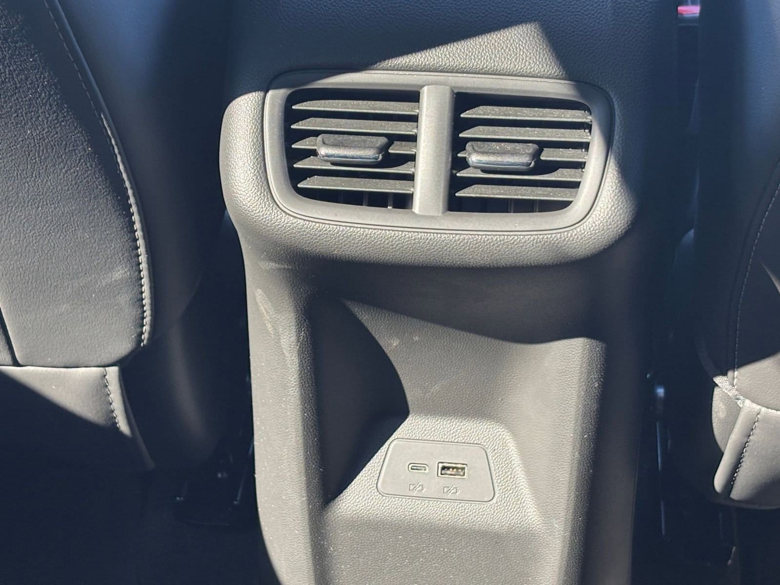 Thumbnail: 2024 Buick Envision - 25