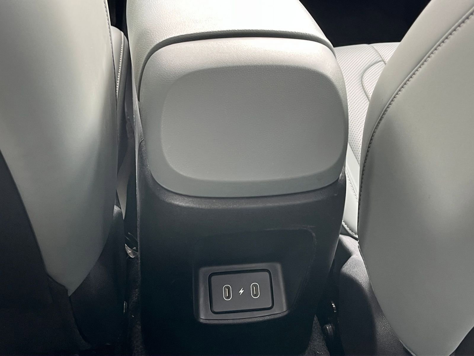 Thumbnail: 2025 Hyundai Elantra - 23