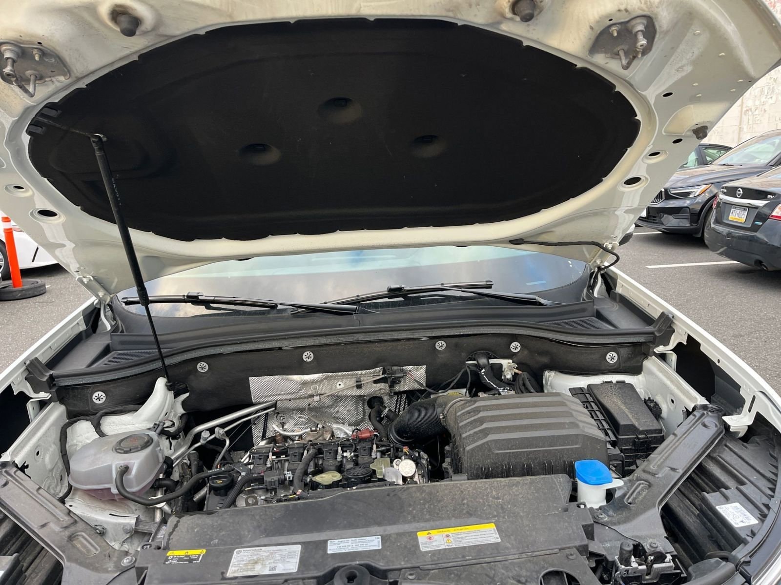 Thumbnail: 2025 Volkswagen Atlas - 32