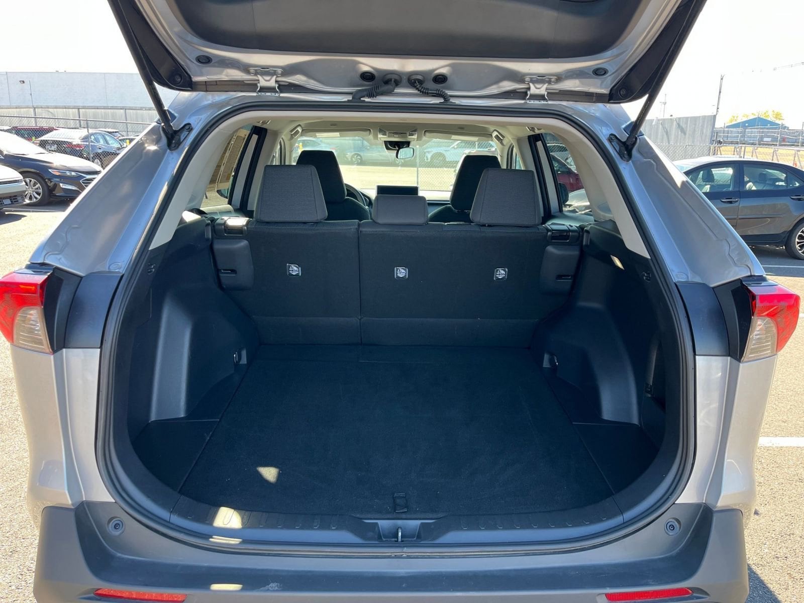 Thumbnail: 2025 Toyota RAV4 - 30