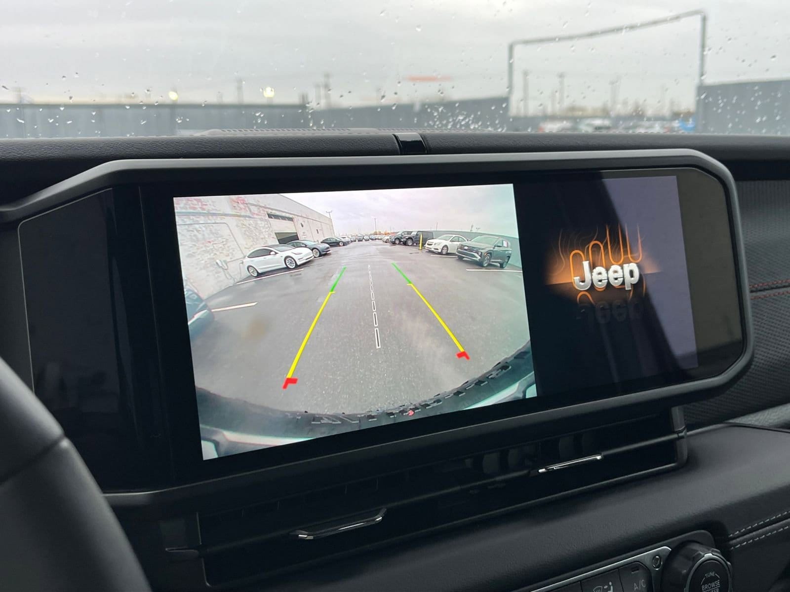 Thumbnail: 2025 Jeep Wrangler - 17