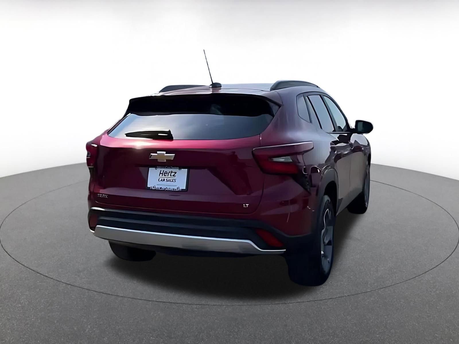 Thumbnail: 2025 Chevrolet Trax - 12