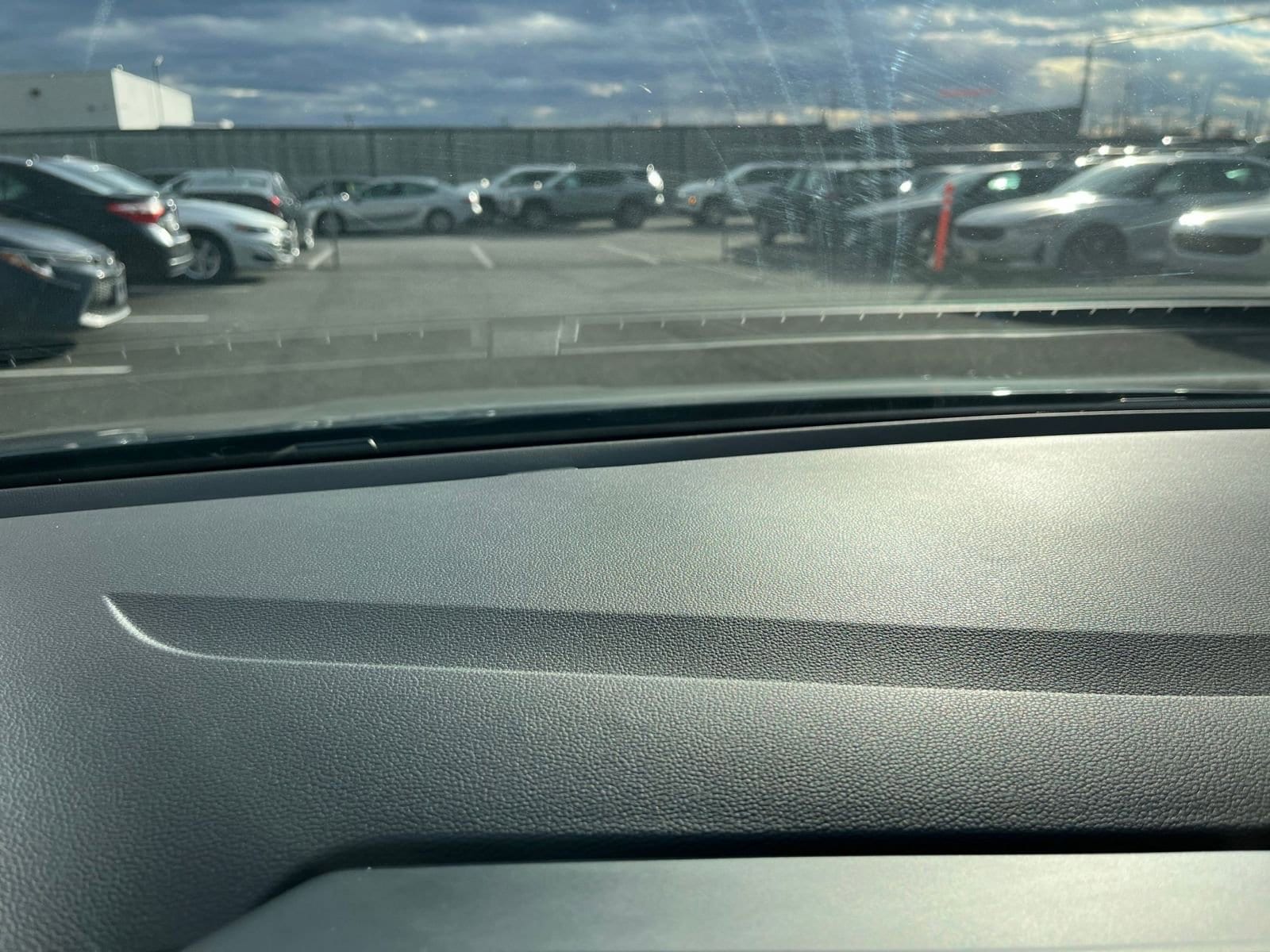 Thumbnail: 2025 Volkswagen Jetta - 18