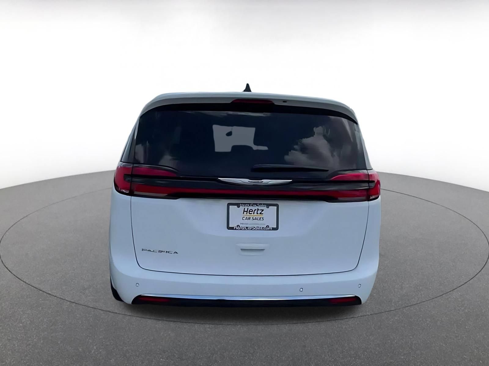 Thumbnail: 2024 Chrysler Pacifica - 12