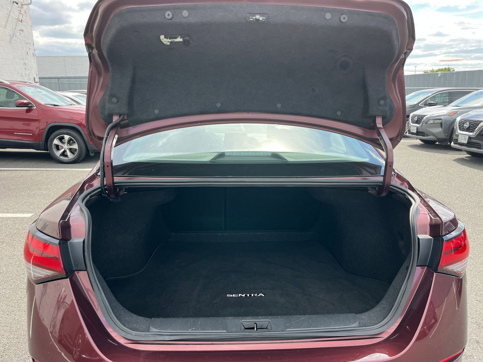 Thumbnail: 2024 Nissan Sentra - 30