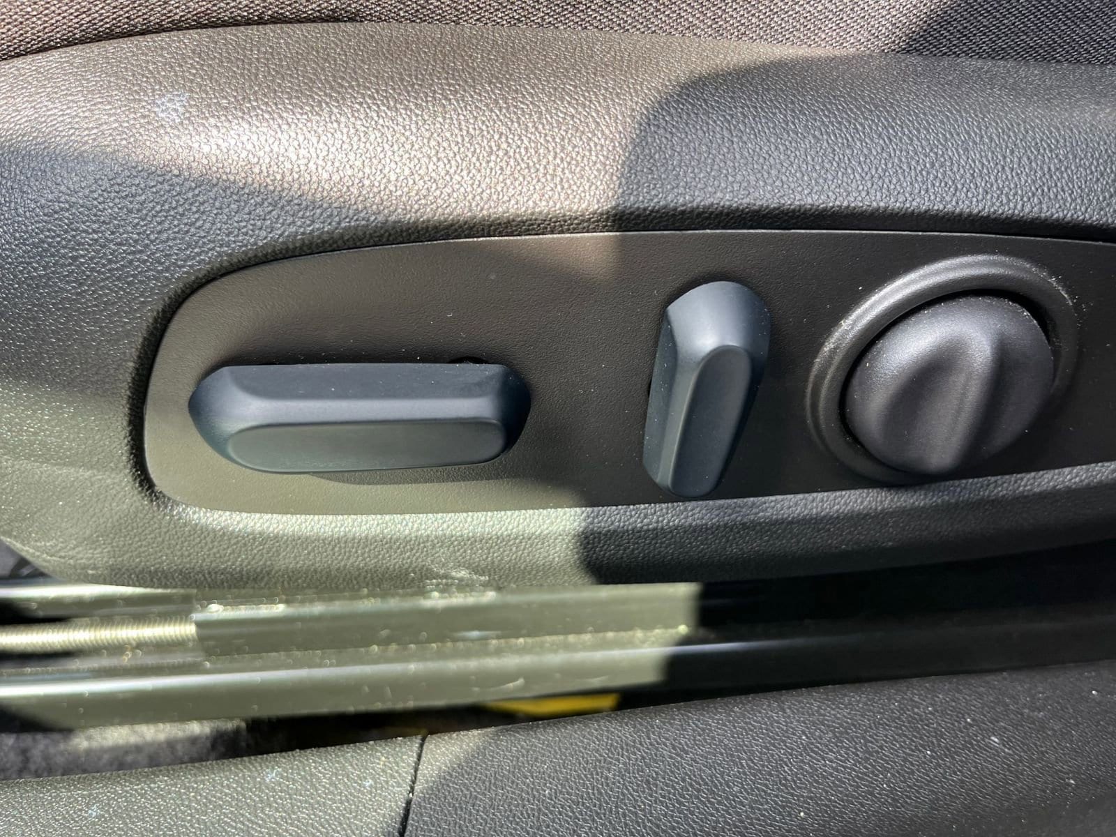 Thumbnail: 2024 Chevrolet Malibu - 23