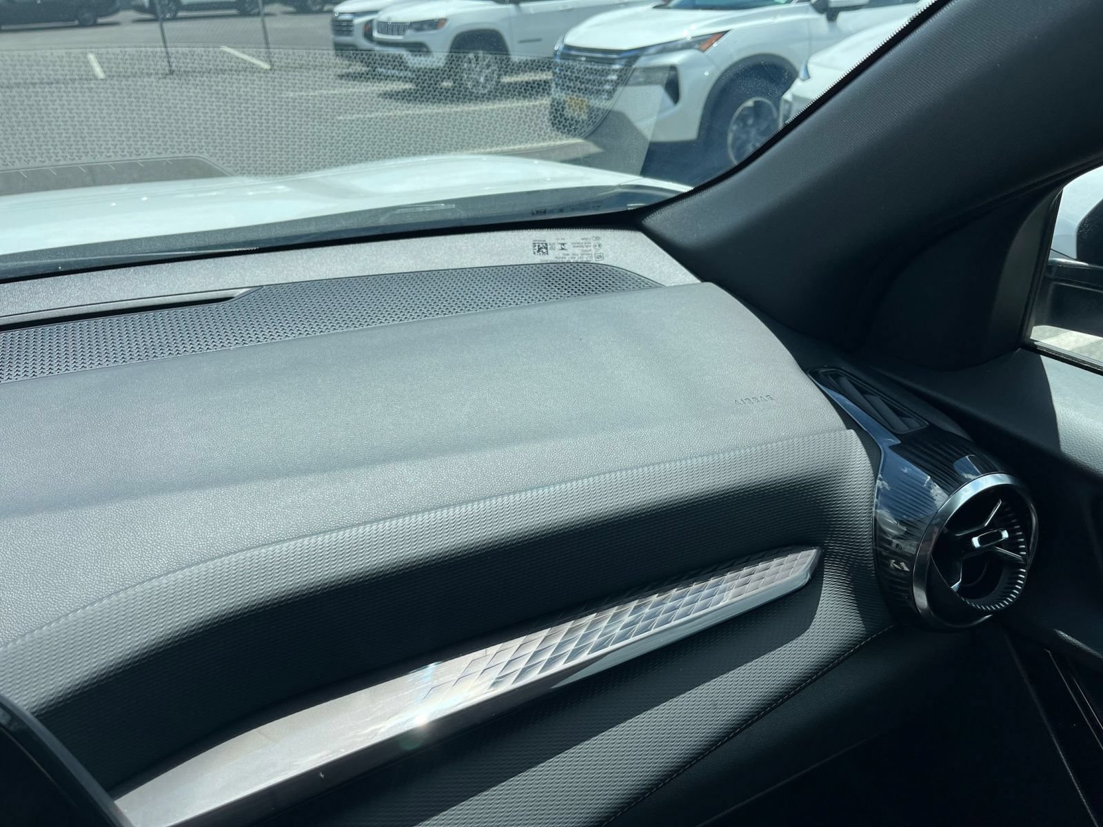 Thumbnail: 2025 Chevrolet Equinox - 35
