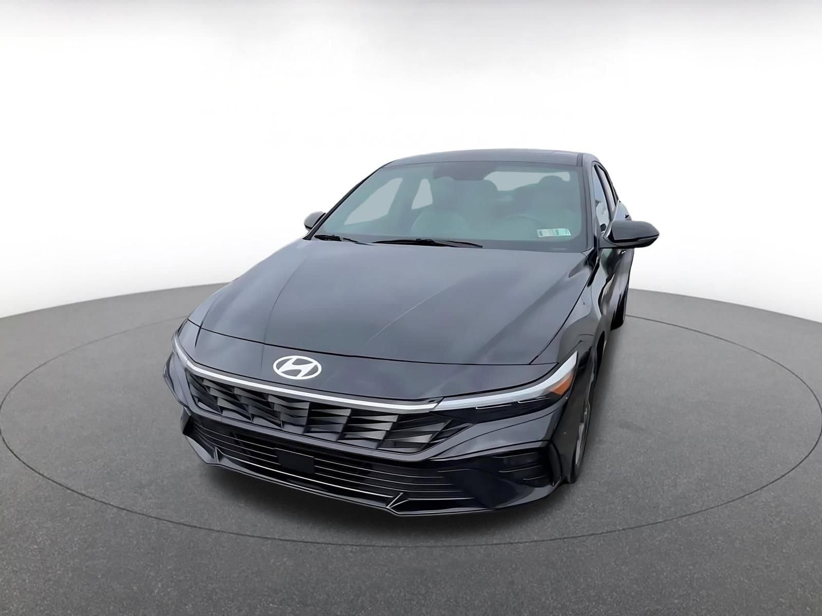 Thumbnail: 2025 Hyundai Elantra - 6