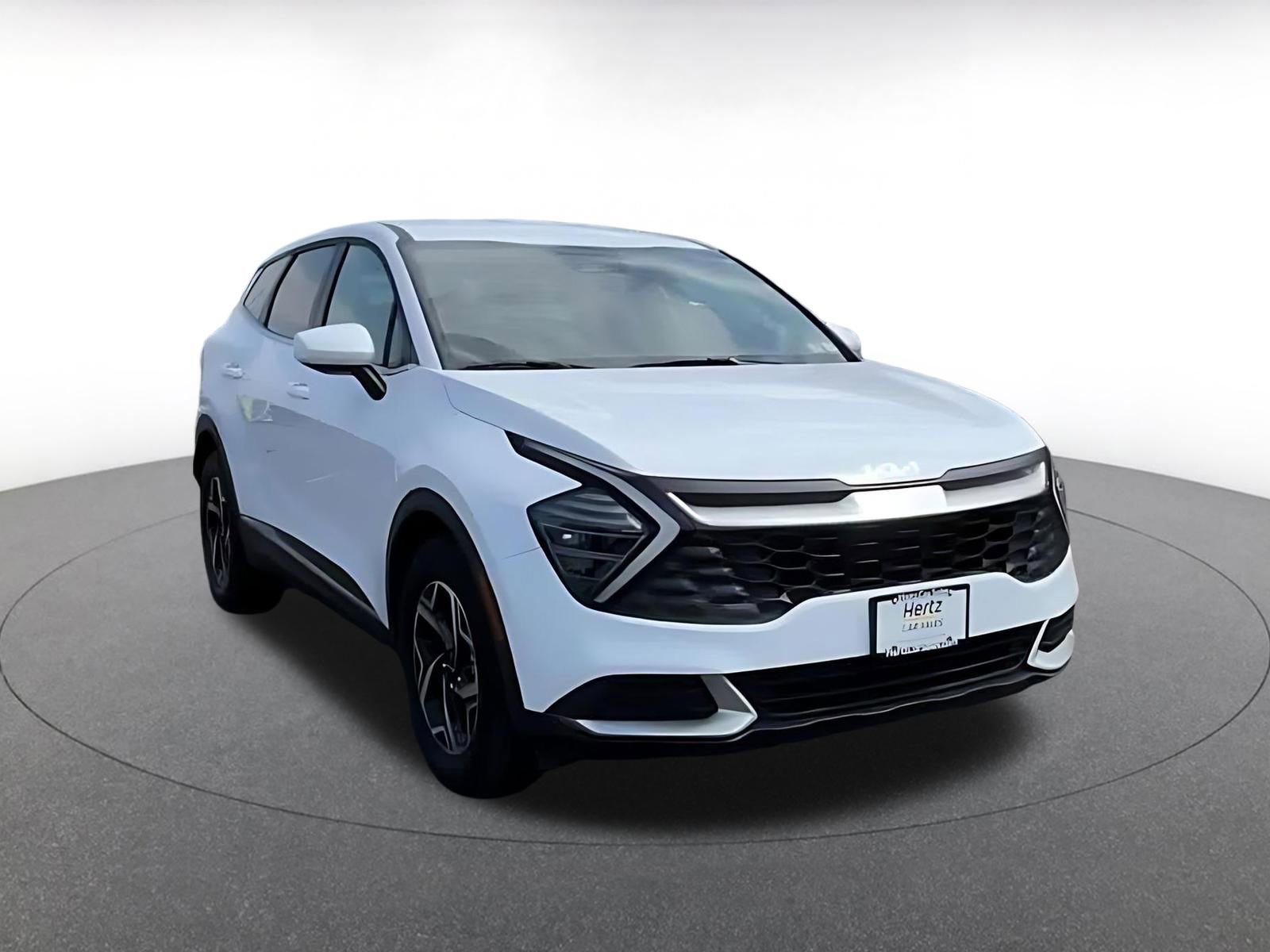 Thumbnail: 2025 Kia Sportage - 3