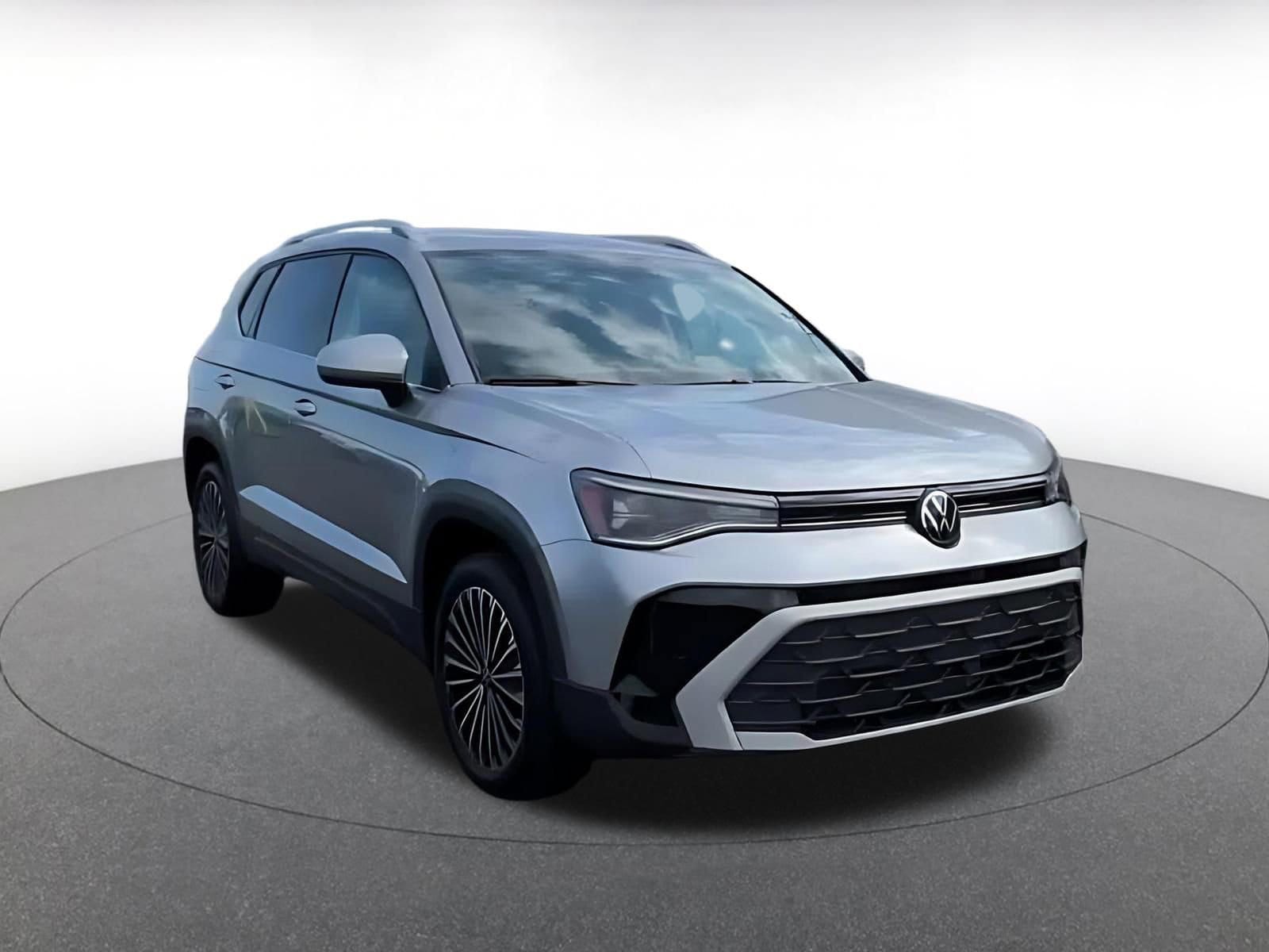 Thumbnail: 2025 Volkswagen Taos - 3