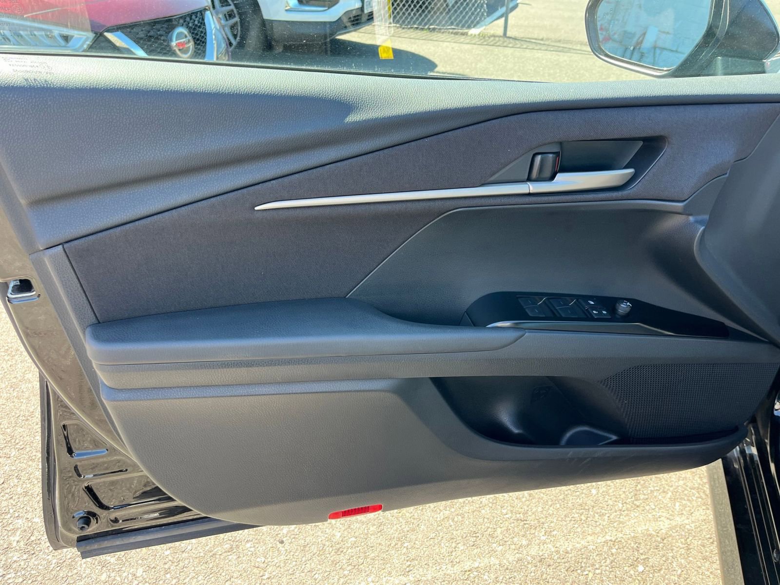 Thumbnail: 2025 Toyota Camry - 18