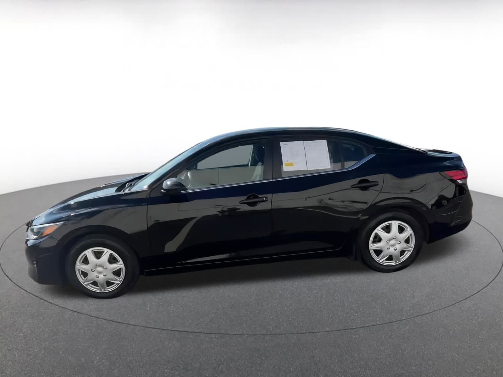 Thumbnail: 2024 Nissan Sentra - 8