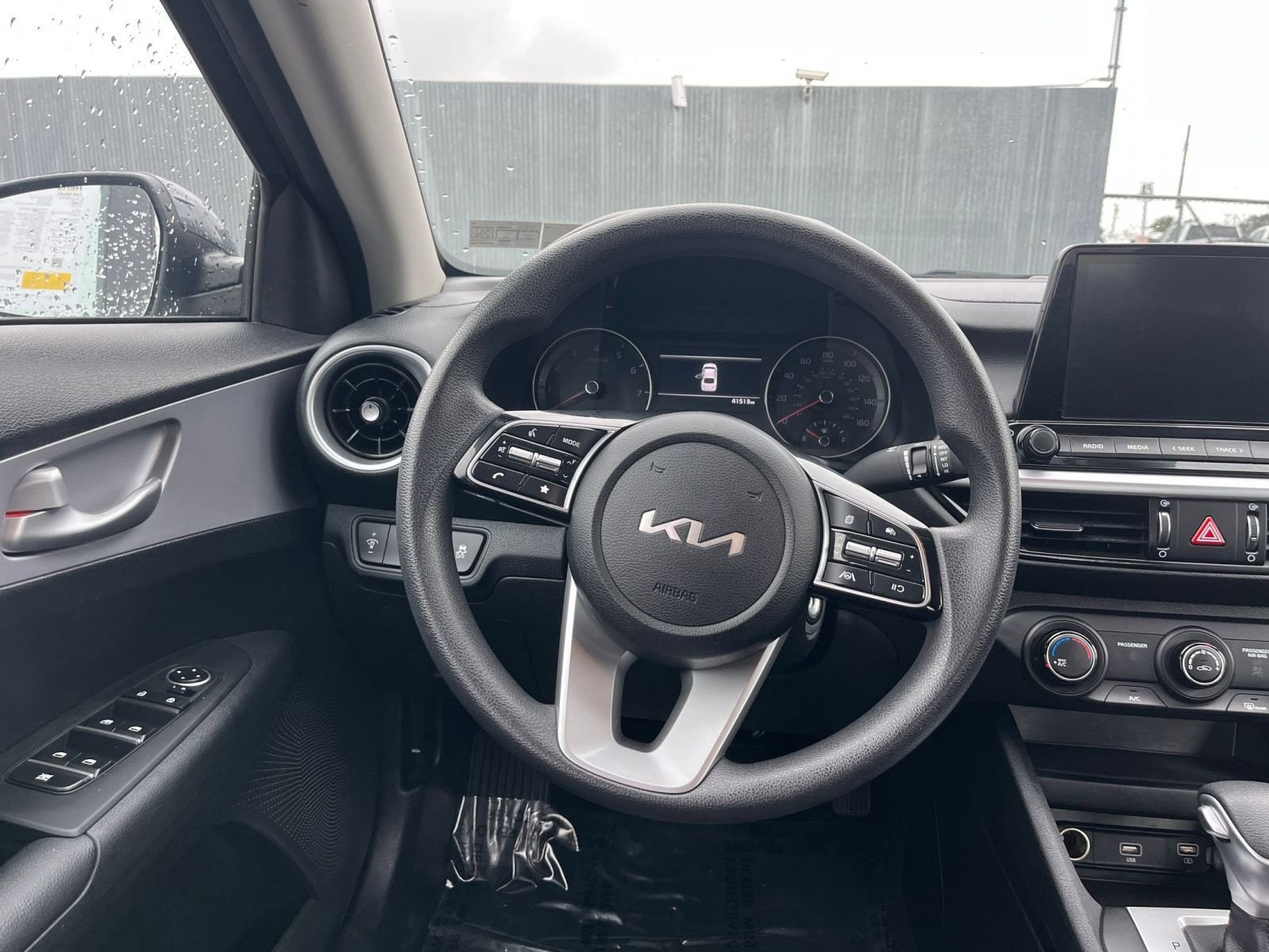 Thumbnail: 2024 Kia Forte - 26