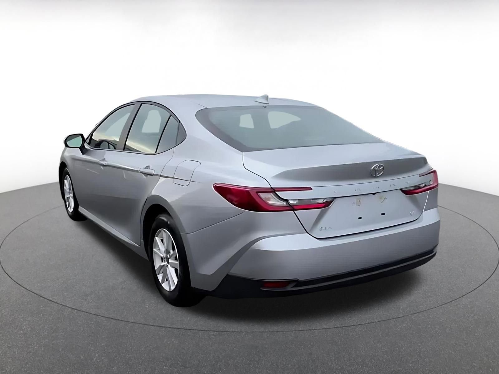 Thumbnail: 2025 Toyota Camry - 11