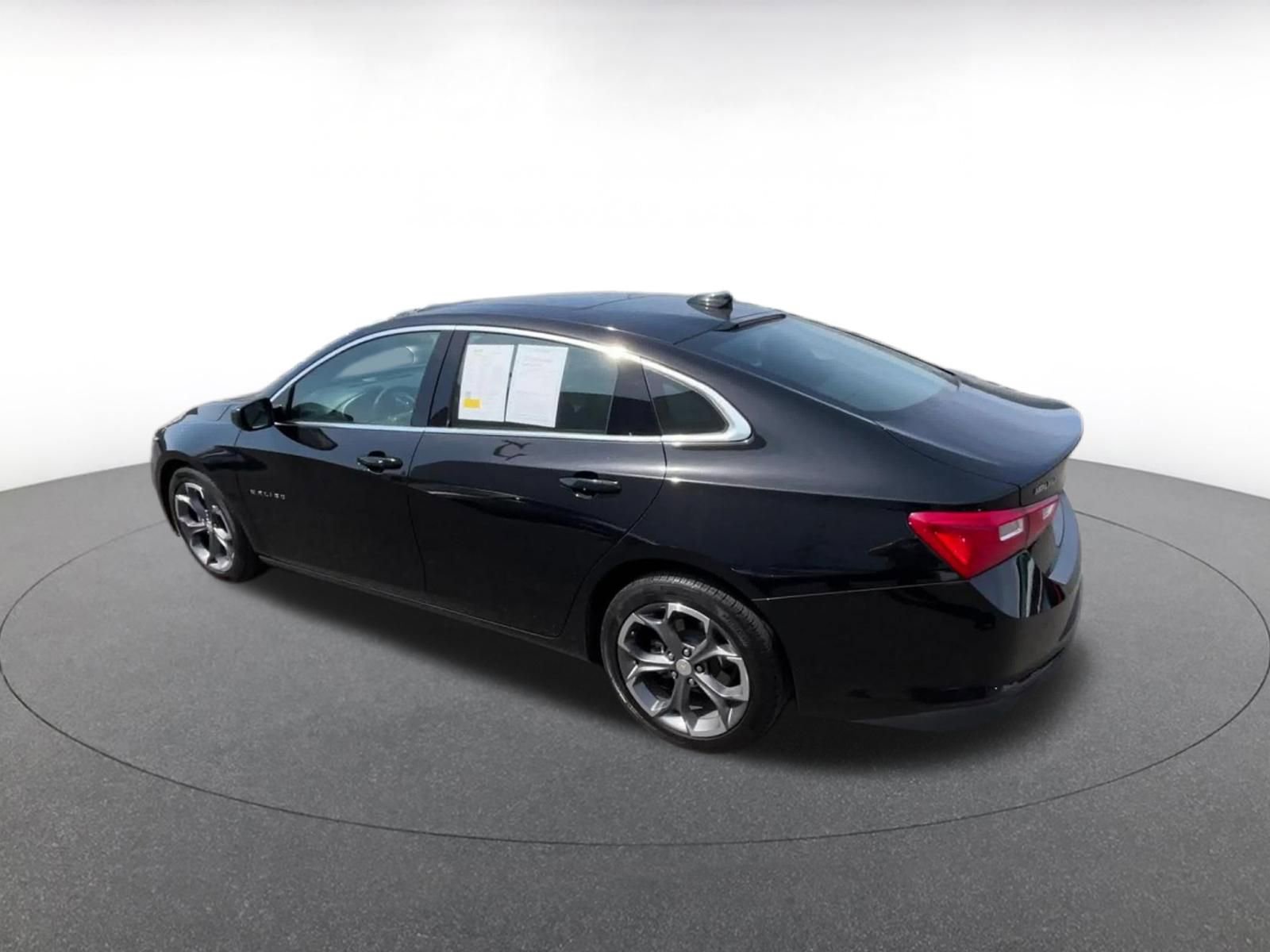 Thumbnail: 2024 Chevrolet Malibu - 10