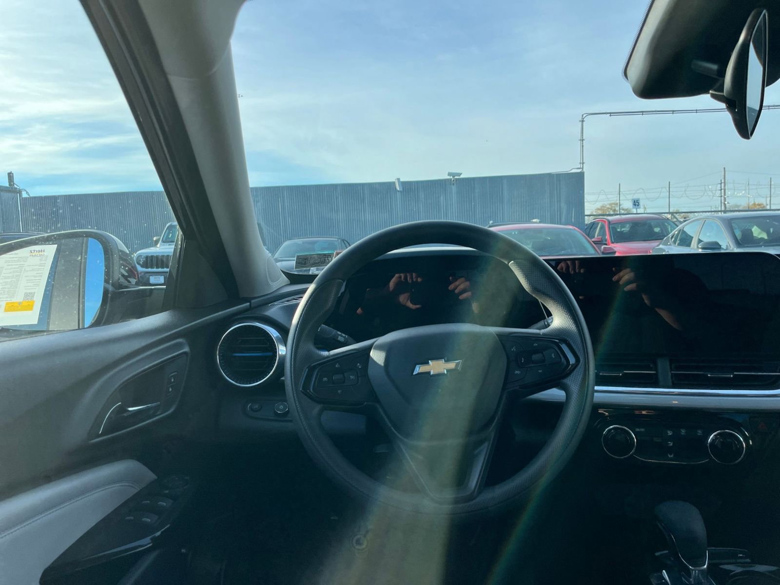 Thumbnail: 2025 Chevrolet Trax - 27