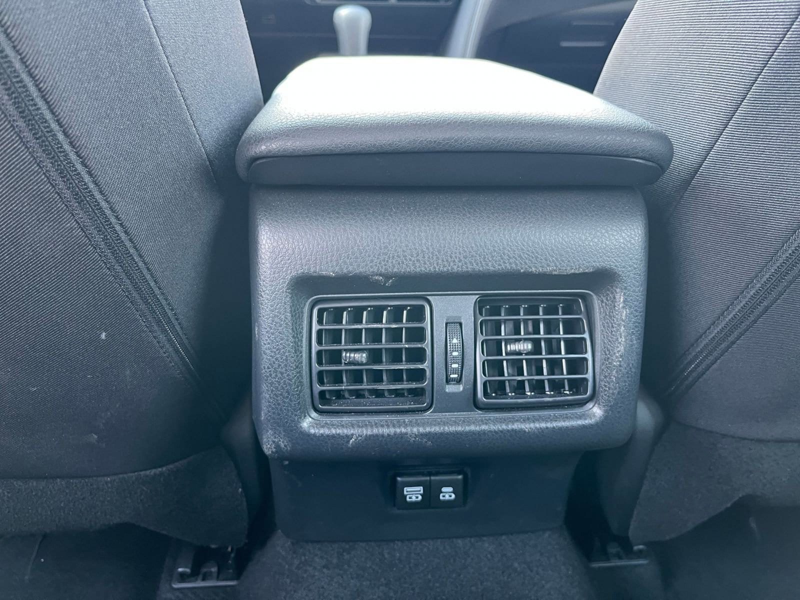 Thumbnail: 2025 Toyota Camry - 22