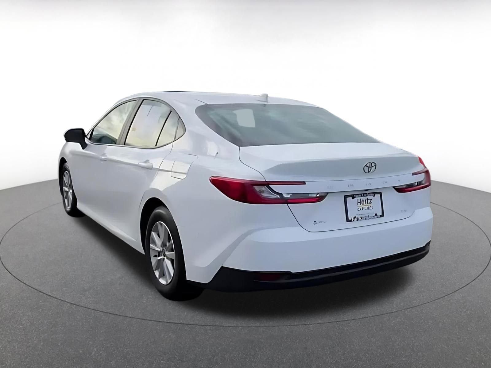 Thumbnail: 2025 Toyota Camry - 11