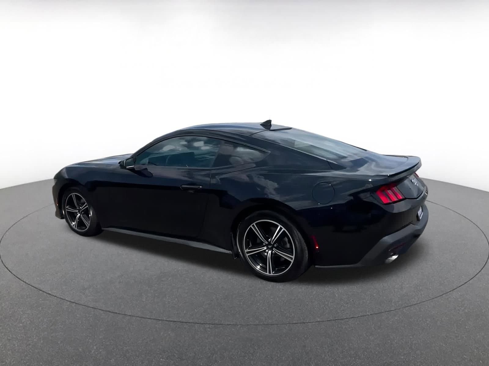 Thumbnail: 2024 Ford Mustang - 10