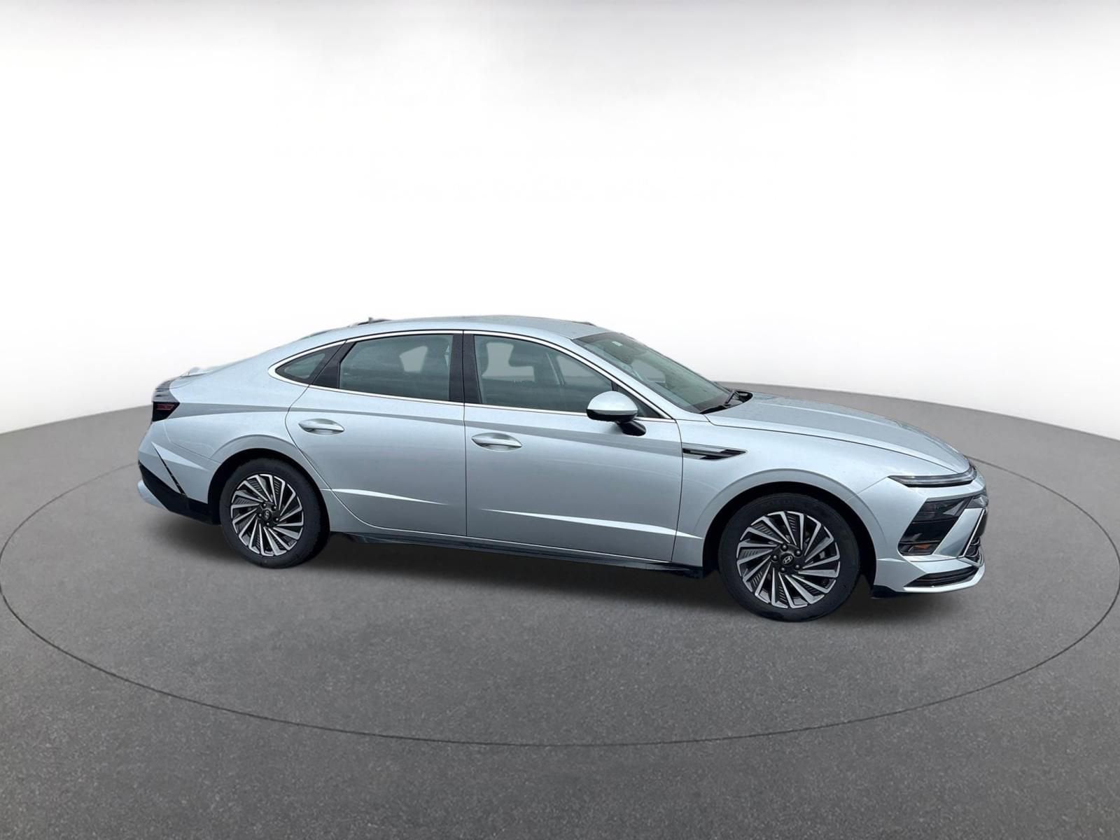 Thumbnail: 2025 Hyundai Sonata - 1