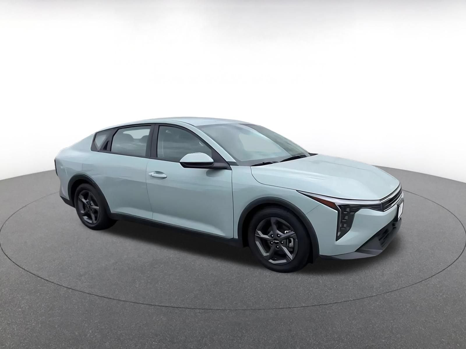 Thumbnail: 2025 Kia K4 - 2