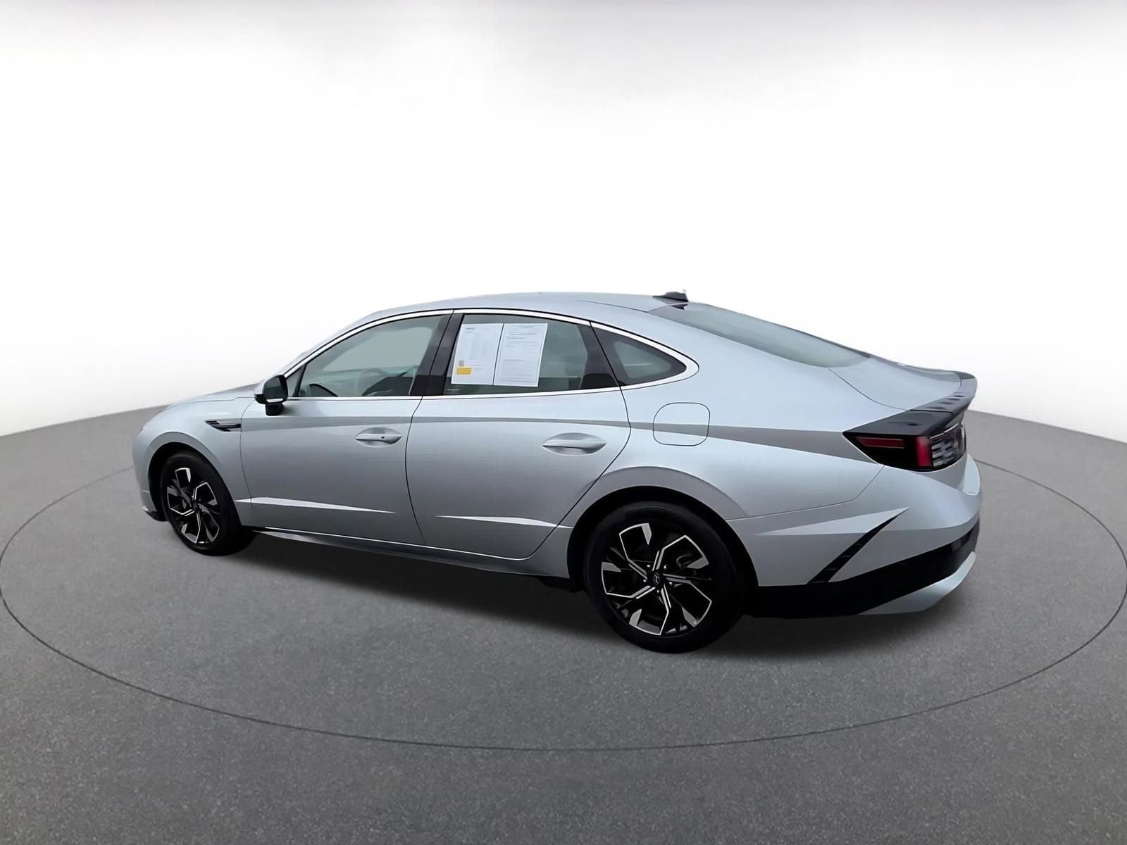 Thumbnail: 2025 Hyundai Sonata - 10